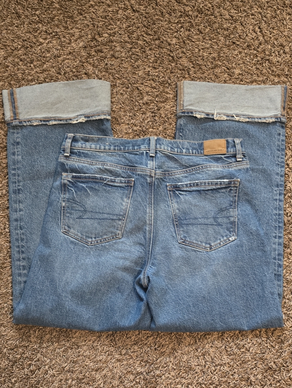 American Eagle Light Blue Jeans - Picture 2 of 4